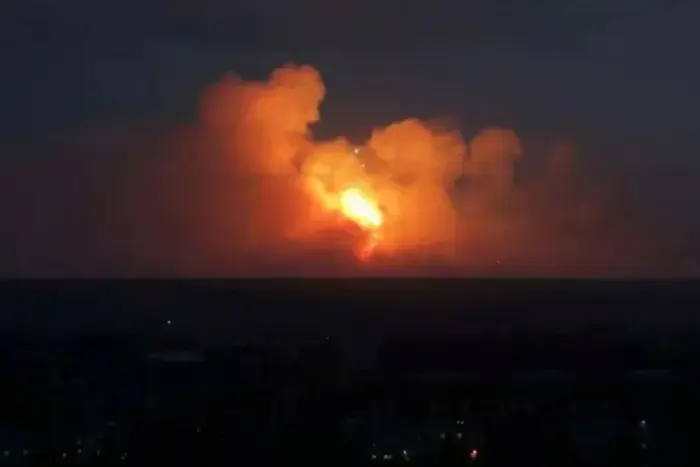 Дроны, атакующие Ростовскую область