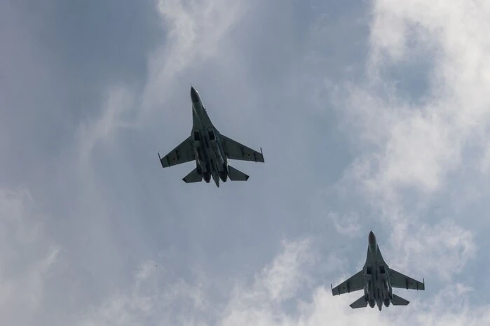 Samolot F-16 zestrzelony przez rosyjską rakietę – BBC