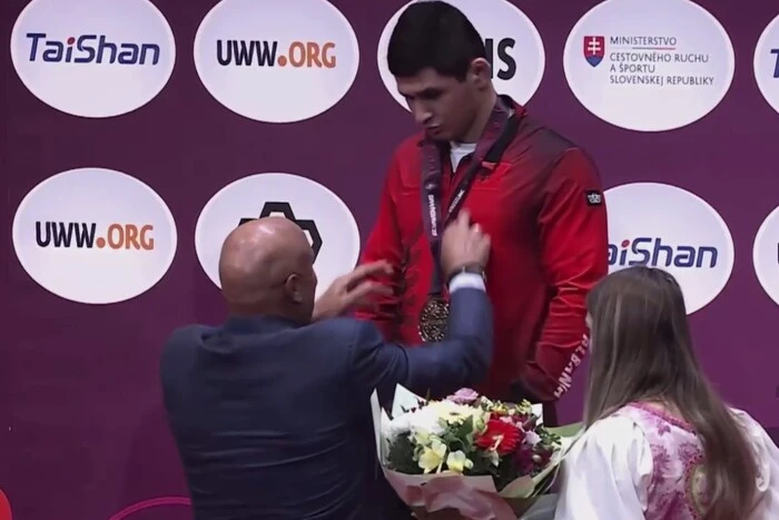 Церемония награждения со скандалом