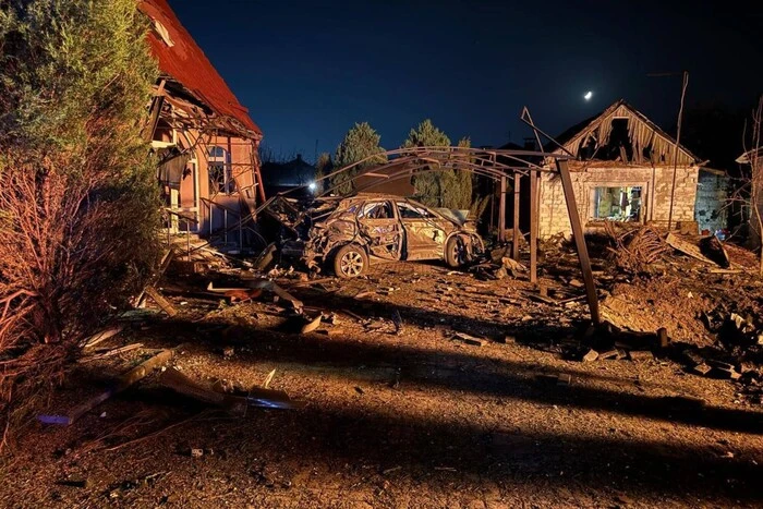 Rosjanie zaatakowali Dniepr dronami: są ranni
