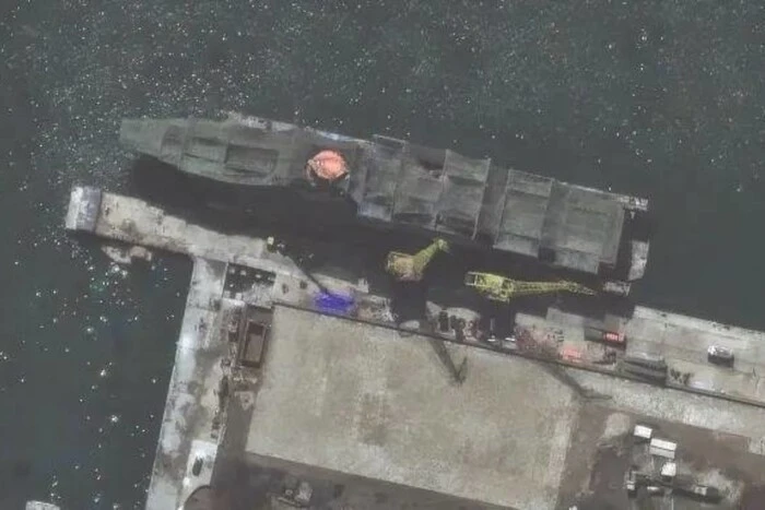 Военный корабль Северной Кореи в строительстве