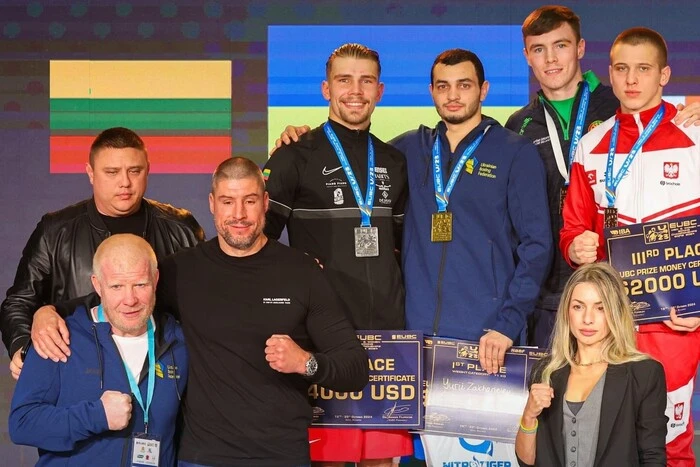 Сборная Украины по боксу выиграла медали