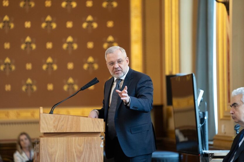 Ukraina kontynuuje budowę zdecentralizowanego systemu energetycznego - Halushchenko
