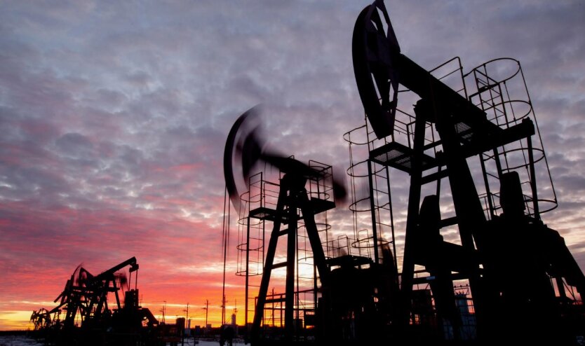 Нафтогазові доходи бюджету РФ обвалилися до мінімуму за 2,5 роки