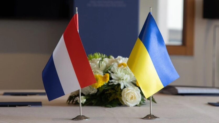 Нидерланды передадут Украине 100 радаров ПВО и 600 тысяч дронов: детали нового пакета