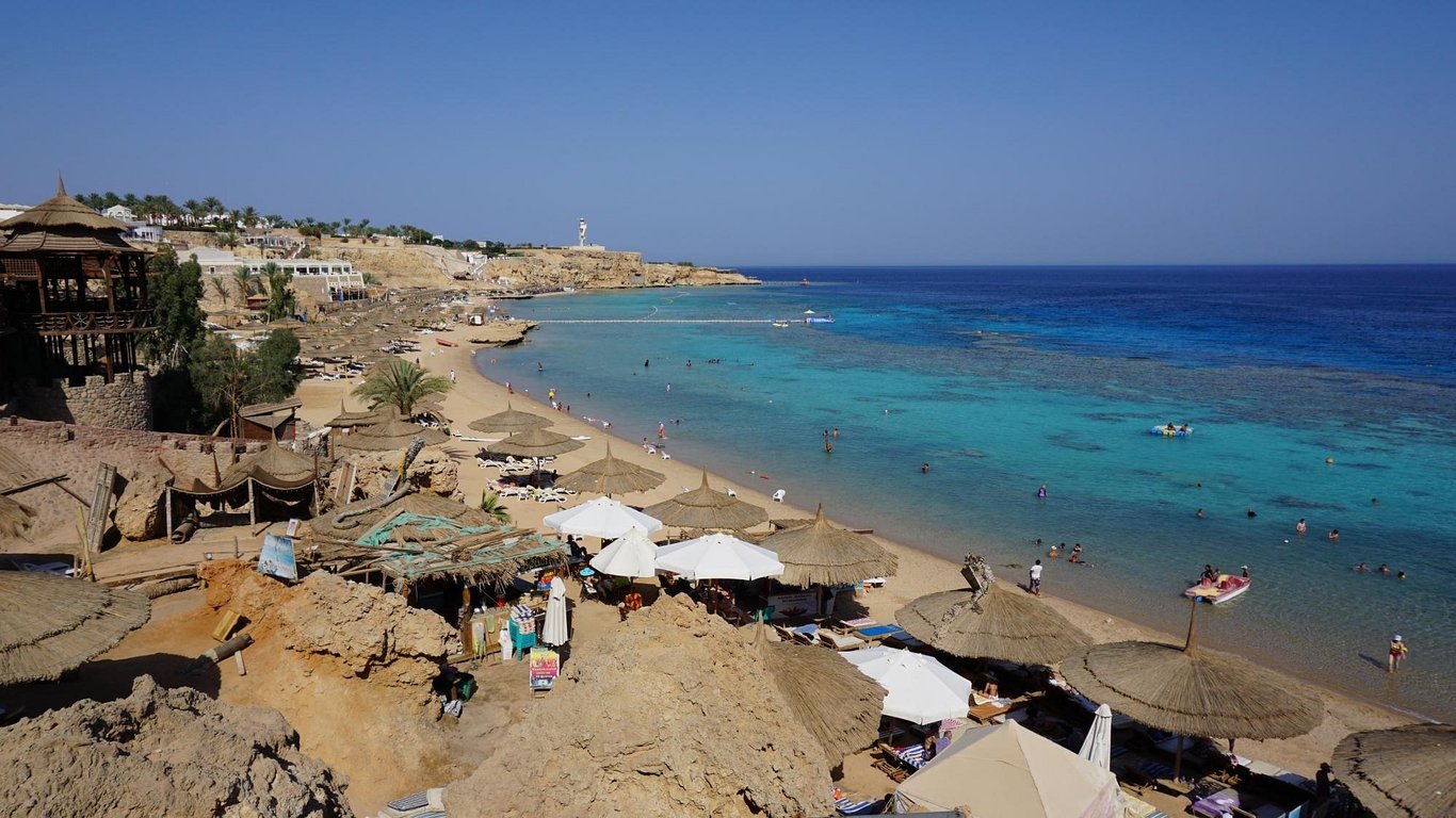 All inclusive for 300 dollars — which resorts to choose for pensioners