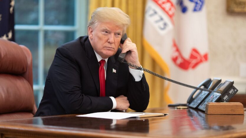 Трамп осуществляет первый заграничный визит